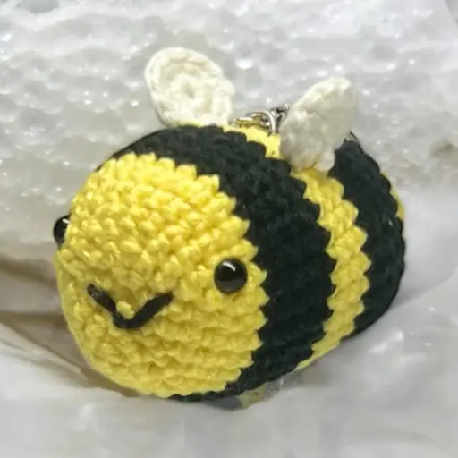 [KC-003] Handmade Crochet Bee Keychain | Cute Bee Bag Charm | EJCraftz Original
